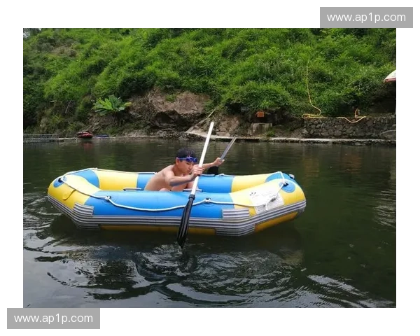 郁小刚LOL精彩表现分析与个人成长轨迹探讨